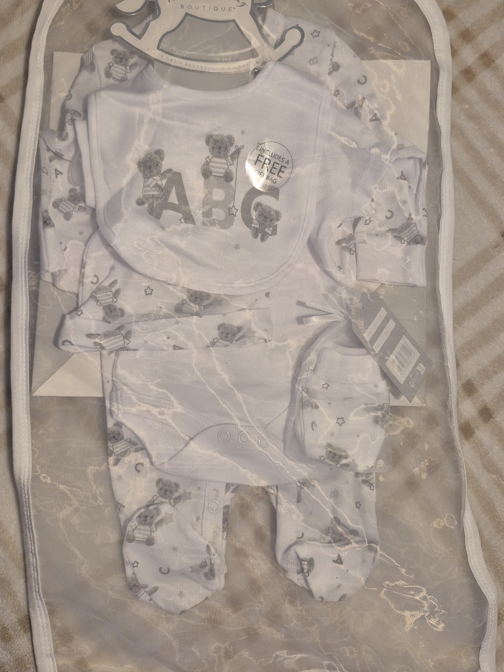 Boutique By The Bay White Baby Bib & 5-Piece Gift Set
